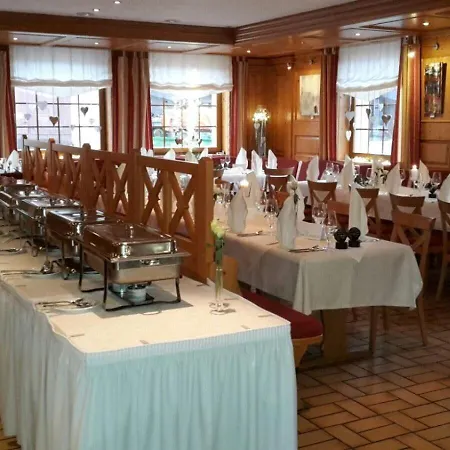 Отель Quartier-restaurant Zum Hannes 3*